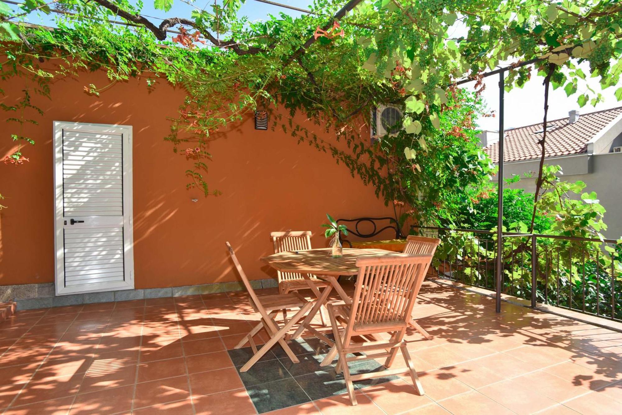 Guest House Amfora Budva Exterior photo